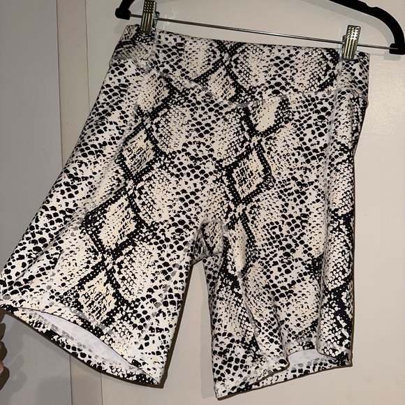 Balance Athletica snake print biker shorts - Picture 1 of 3